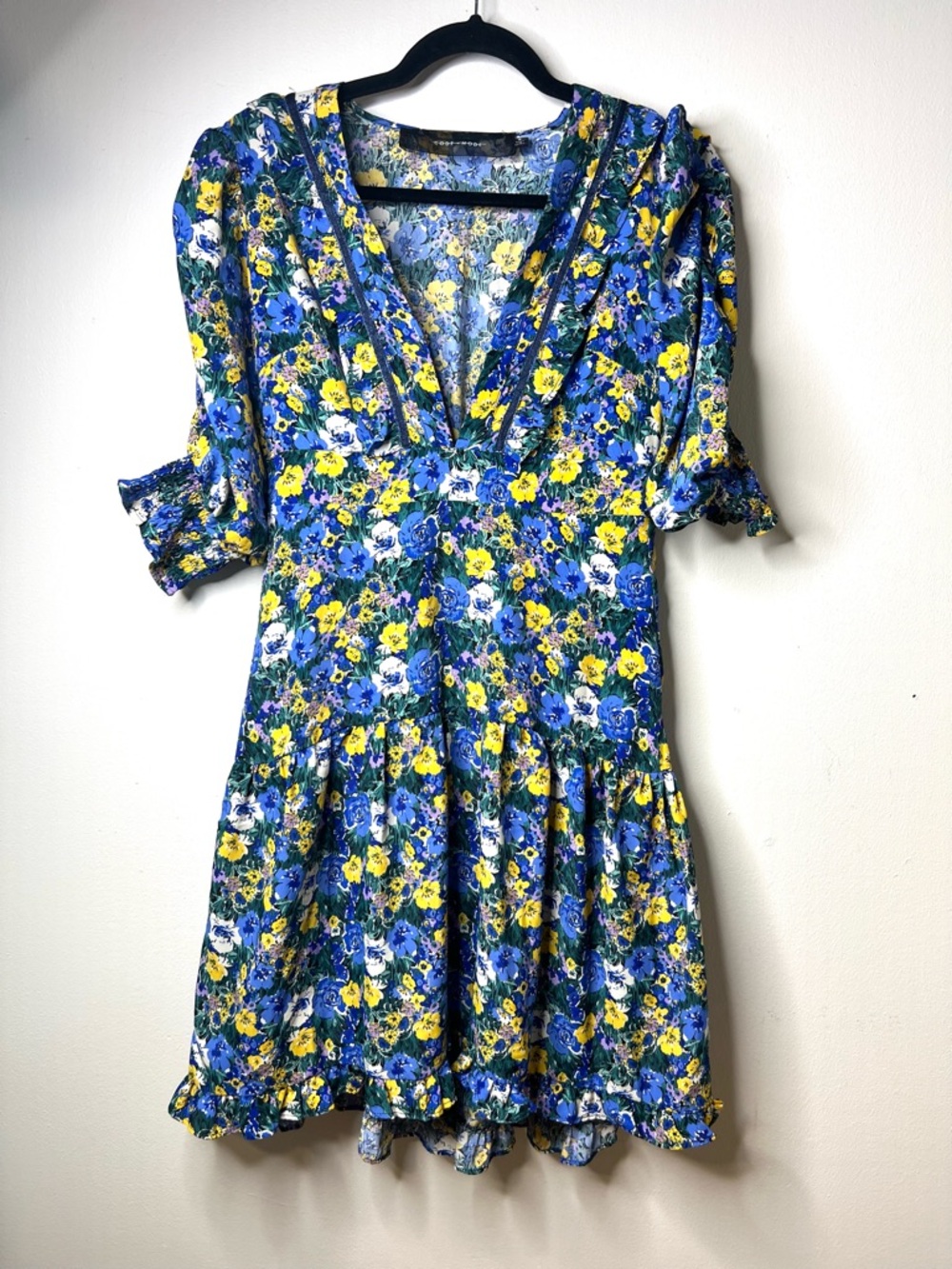 Code X Mode Floral V-Neck Short Dress in Blue Yellow Short Sleeves SZ M EUC